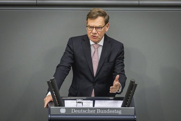 真牛所配资 德国称“28点”新计划有待商榷 将与美方共同审议